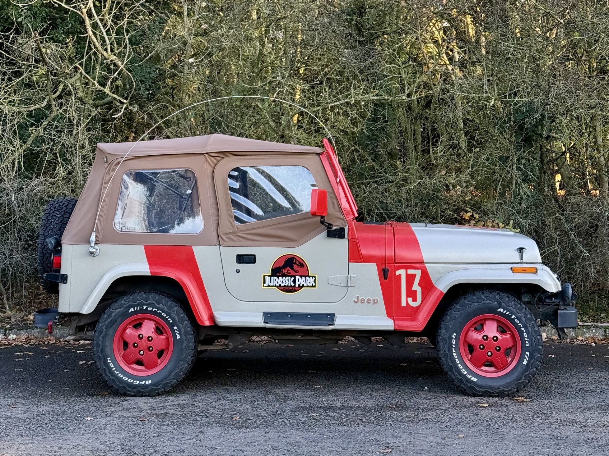 Jurassic Park Jeep event and wedding car hire UK side view